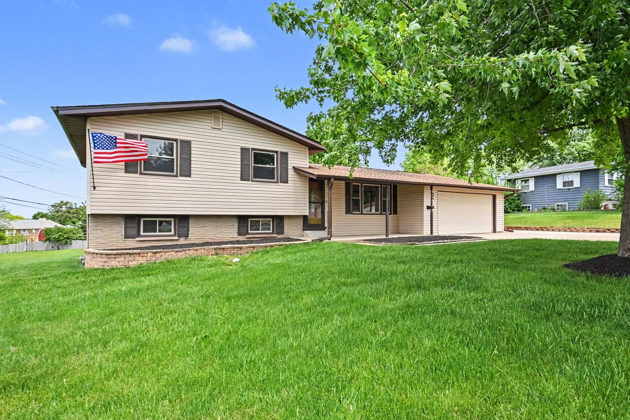 Residential homes in Boulder Hill, Illinois